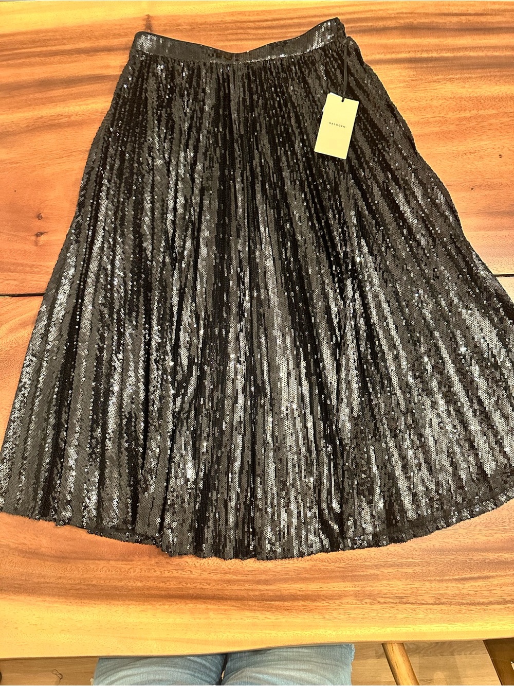 NWT Halogen Black Sequin Pleated Midi Skirt - Women's